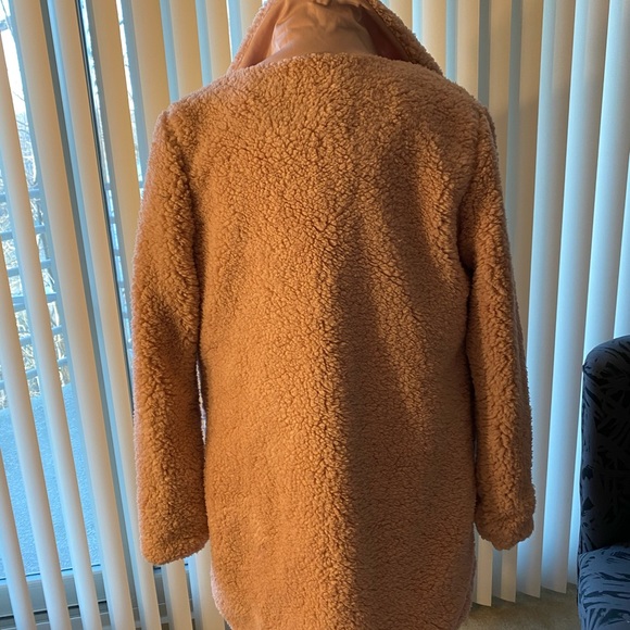 Fuzzy jacket - Picture 2 of 3